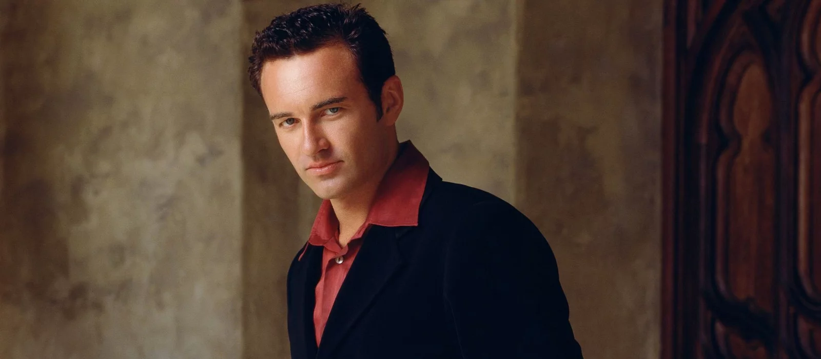 Julian McMahon, estrella de 'Los Cuatro Fantásticos' y 'Embrujadas', muere a los 56 años