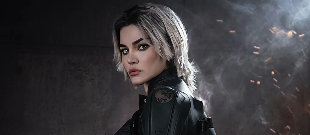 Косплейниця Чорну вдову з всесвіту Marvel