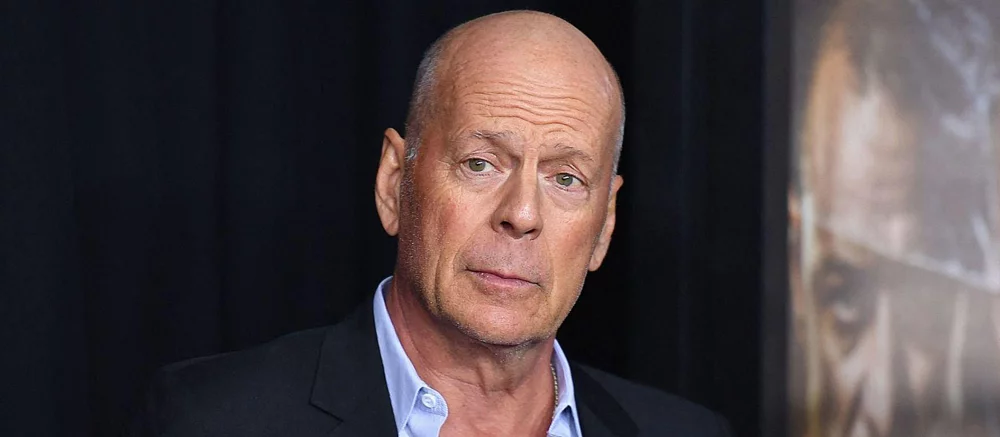 'Beyni onu terk ediyor': Bruce Willis, bunama mücadelesi sırasında yeni bir eve taşındı