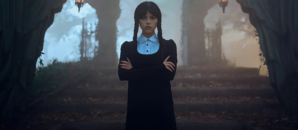 Çarşamba 2. Sezon, 1. Bölüm İncelemesi. Son Derece Pahalı Kaçış Odası