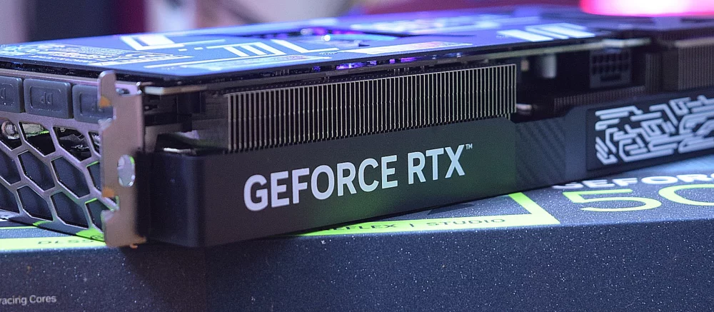 Представлена RTX 5090D V2 з урізаною пам'яттю для китайського ринку