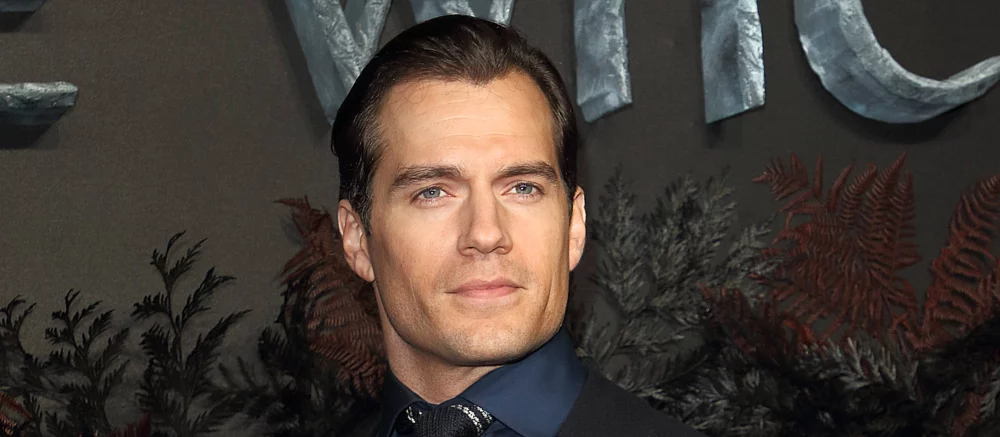 Termin: Henry Cavill ranny, reboot Highlandera opóźniony