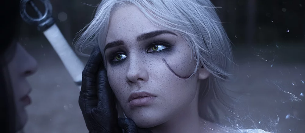 Дівчата з Росії показали зворушливий парний косплей Цирі та Єнніфер за мотивами The Witcher 3