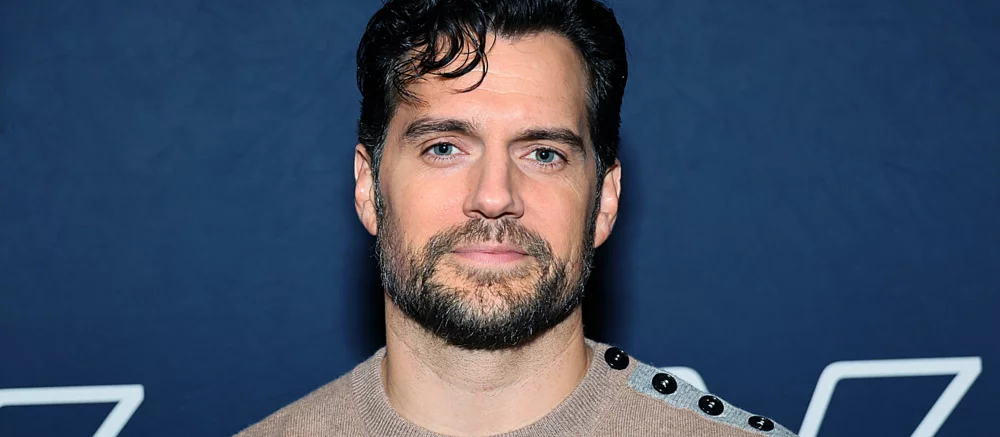 Henry Cavill pokazuje skutki kontuzji odniesionej na planie 'Highlander'