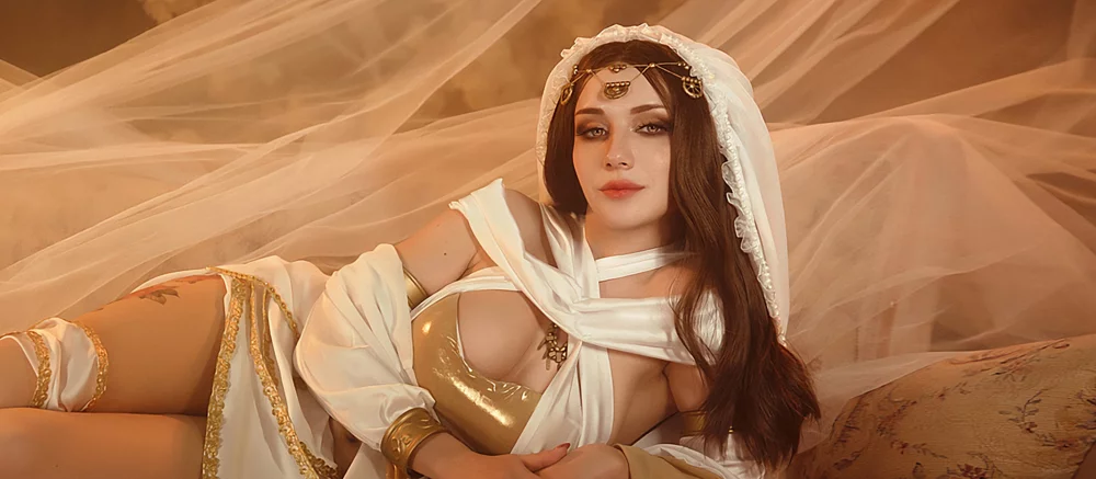 Косплейерка показала реальну Гвіневру з Dark Souls