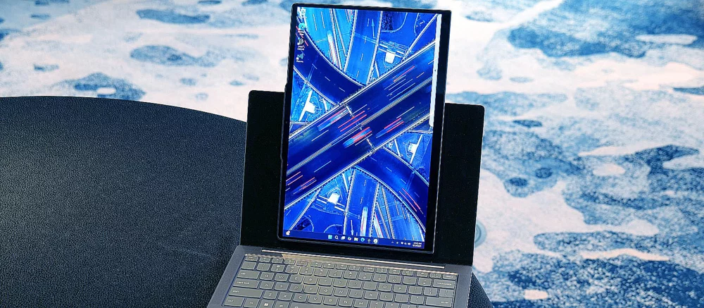 Lenovo prezentuje koncepcyjny laptop z obrotowym ekranem