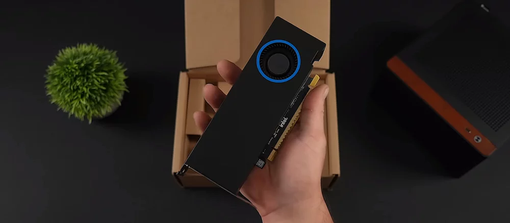 Відеокарта для робочих станцій Intel Arc Pro B50 відмінно показує себе в іграх