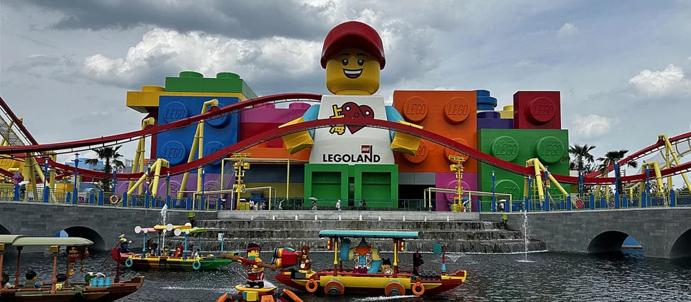 Я відвідав тільки-но відкритий LEGOLAND у Шанхаї — що там цікавого?