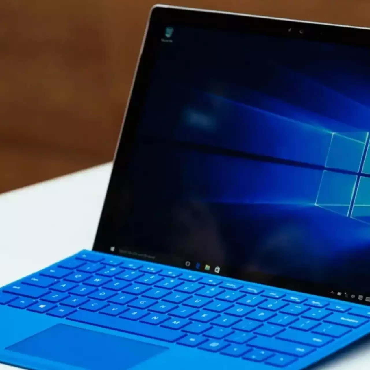 Cómo desactivar permanentemente las actualizaciones en Windows 10, Windows 11 y detener las descargas de aplicaciones en segundo plano