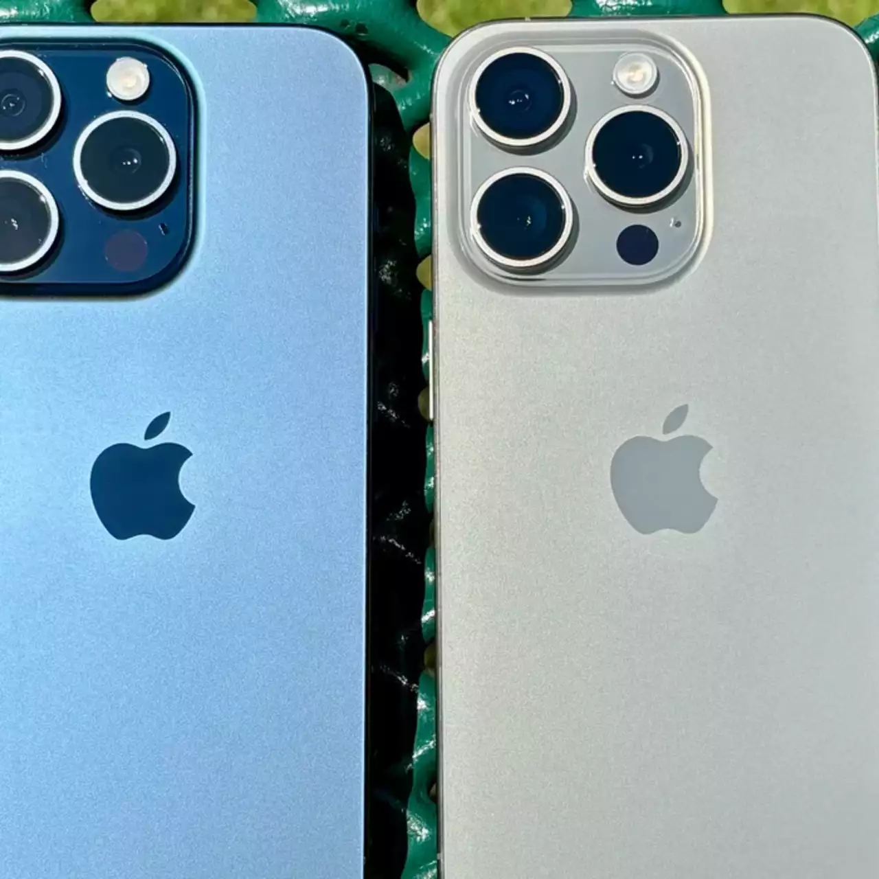 Нова ІІ-функція Apple помилково спотворює обличчя людей на фото, роблячи їх схожими на персонажів з хорорів Нова ІІ-функція Apple помилково спотворює обличчя людей на фото, роблячи їх схожими на персонажів з хорорів