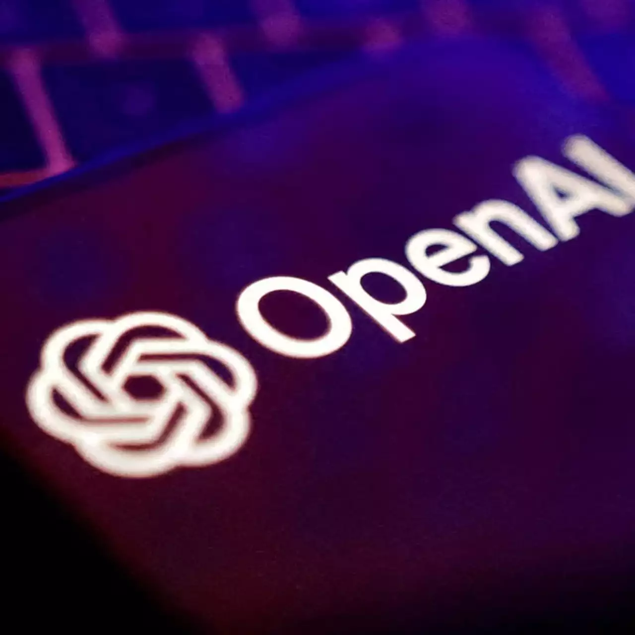 OpenAI готується запустити ІІ, який буде обдумувати відповіді OpenAI готується запустити ІІ, який буде обдумувати відповіді