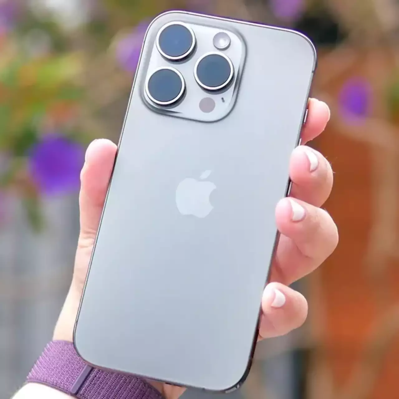Хлопець показав, як змінилася якість фото на iPhone 16 Pro порівняно з iPhone 5S, який вийшов 11 років тому Хлопець показав, як змінилася якість фото на iPhone 16 Pro порівняно з iPhone 5S, який вийшов 11 років тому