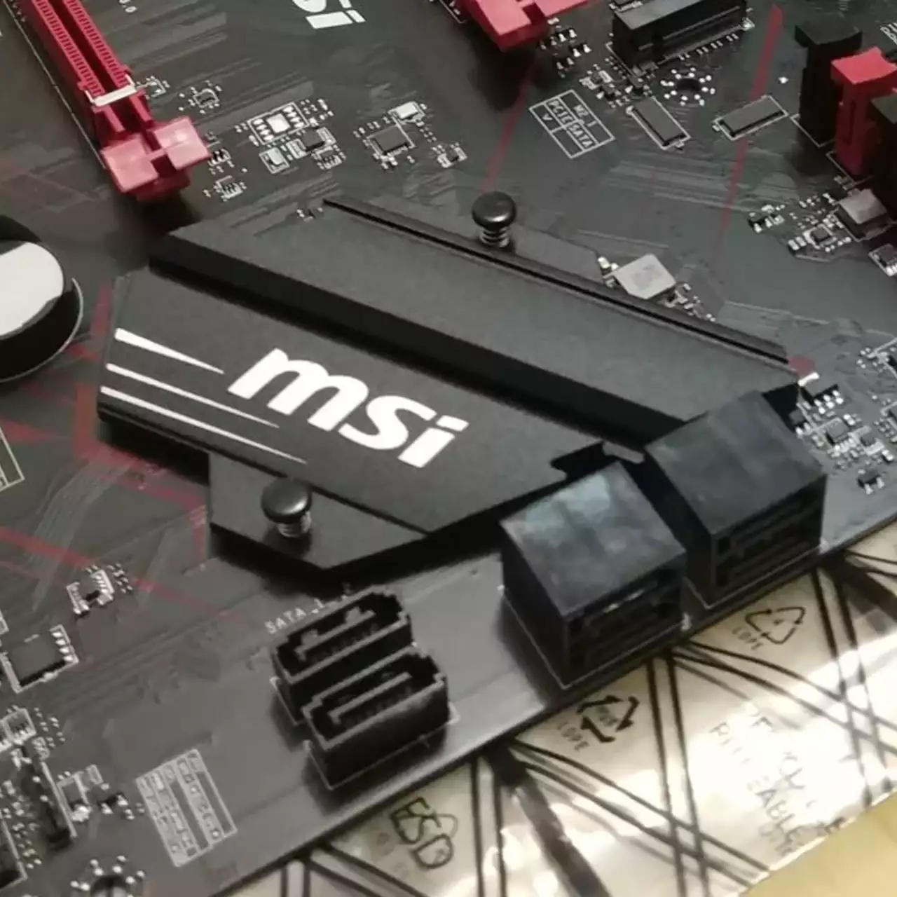 MSI підтверджує підтримку CUDIMM для AMD Ryzen 8000 і 9000
