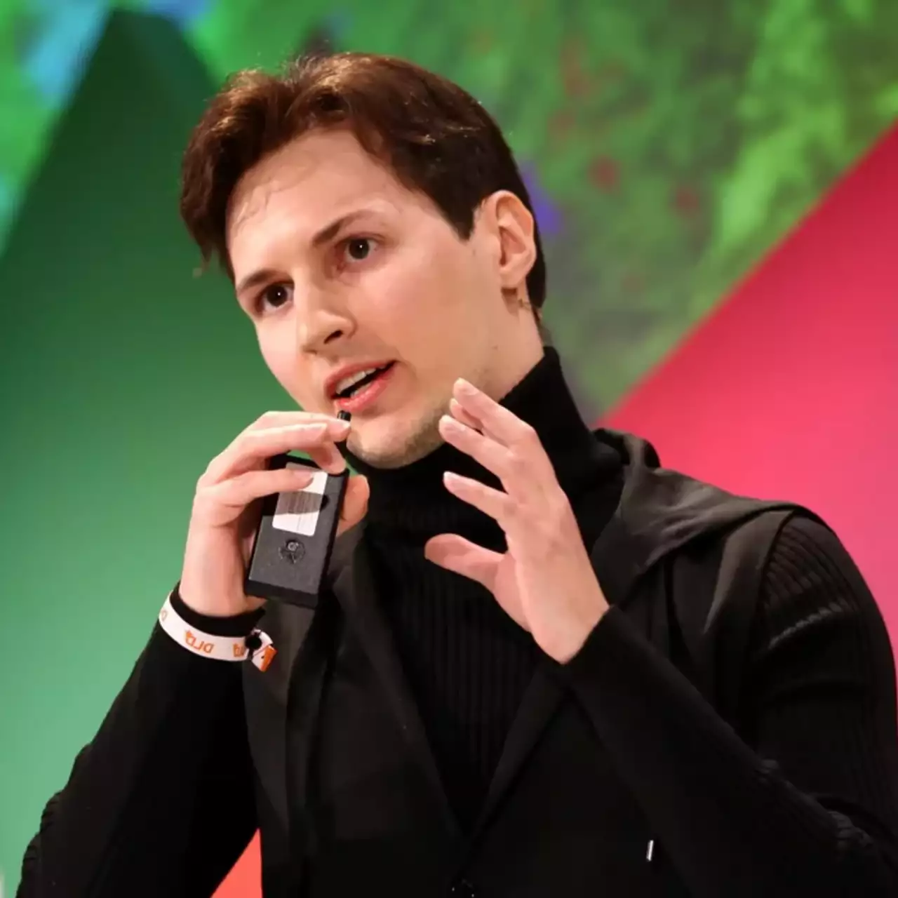 Павло Дуров: Telegram передає владі дані про злочинців з 2018 року Павло Дуров: Telegram передає владі дані про злочинців з 2018 року