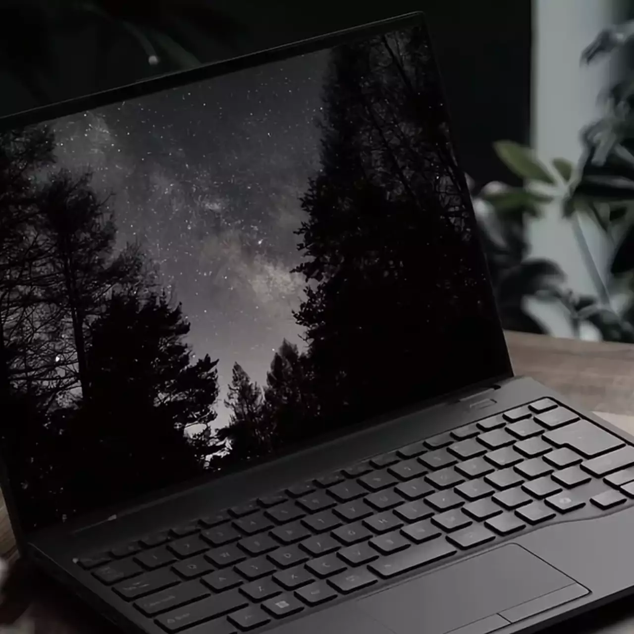 Fujitsu випустила найлегший у світі 14-дюймовий ноутбук Fujitsu випустила найлегший у світі 14-дюймовий ноутбук