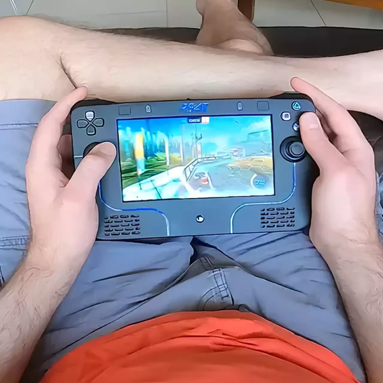 Ентузіаст представив портативну консоль на базі PS4