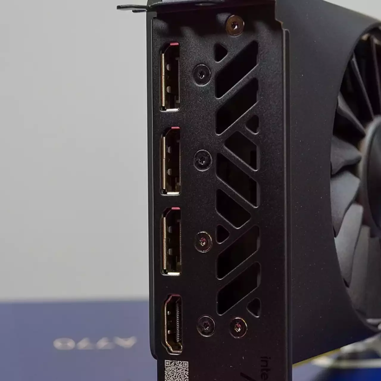 Нові відеокарти Intel Battlemage можуть представити до CES 2025 Нові відеокарти Intel Battlemage можуть представити до CES 2025
