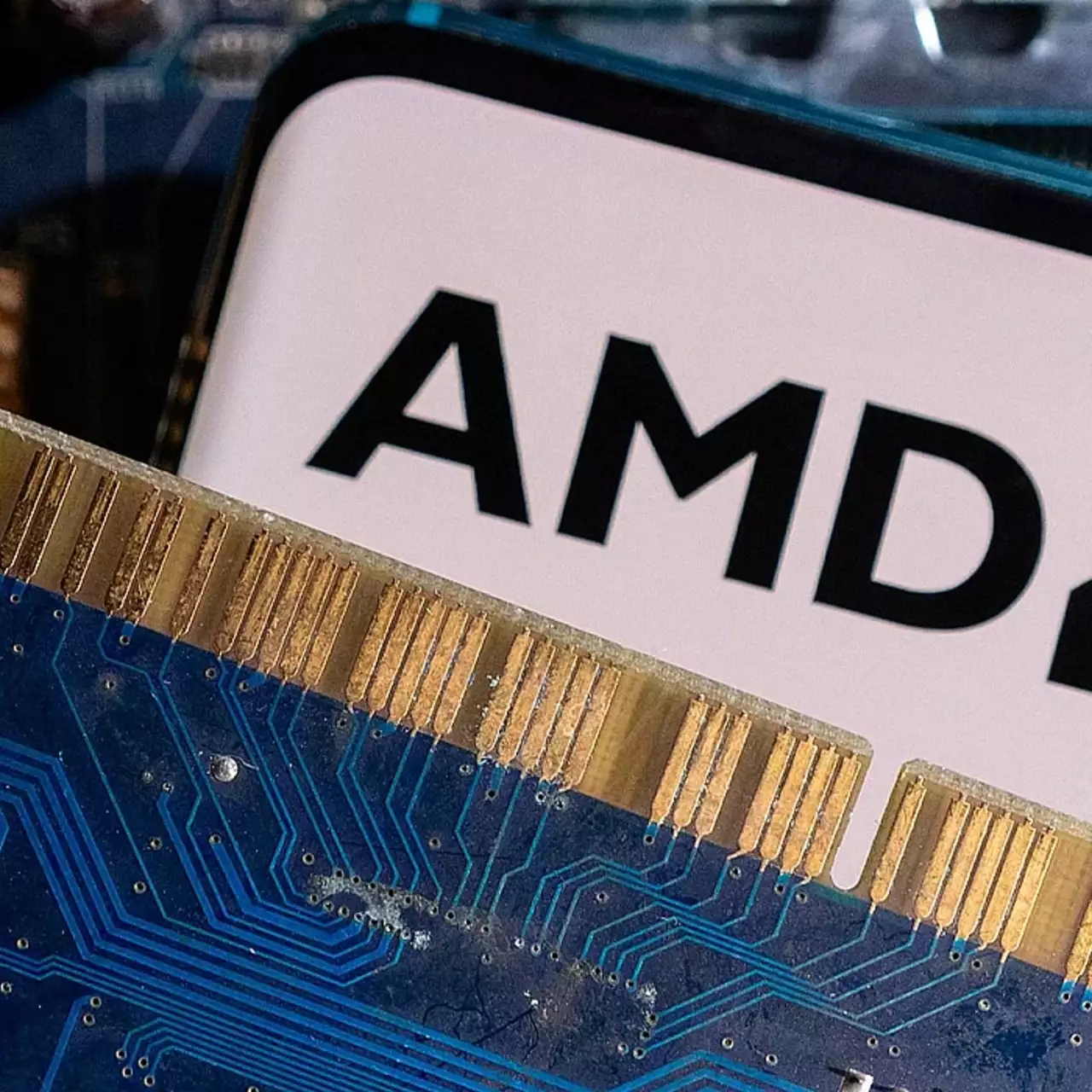 Перша плата з чипсетом AMD B850 з'явилася в мережі
