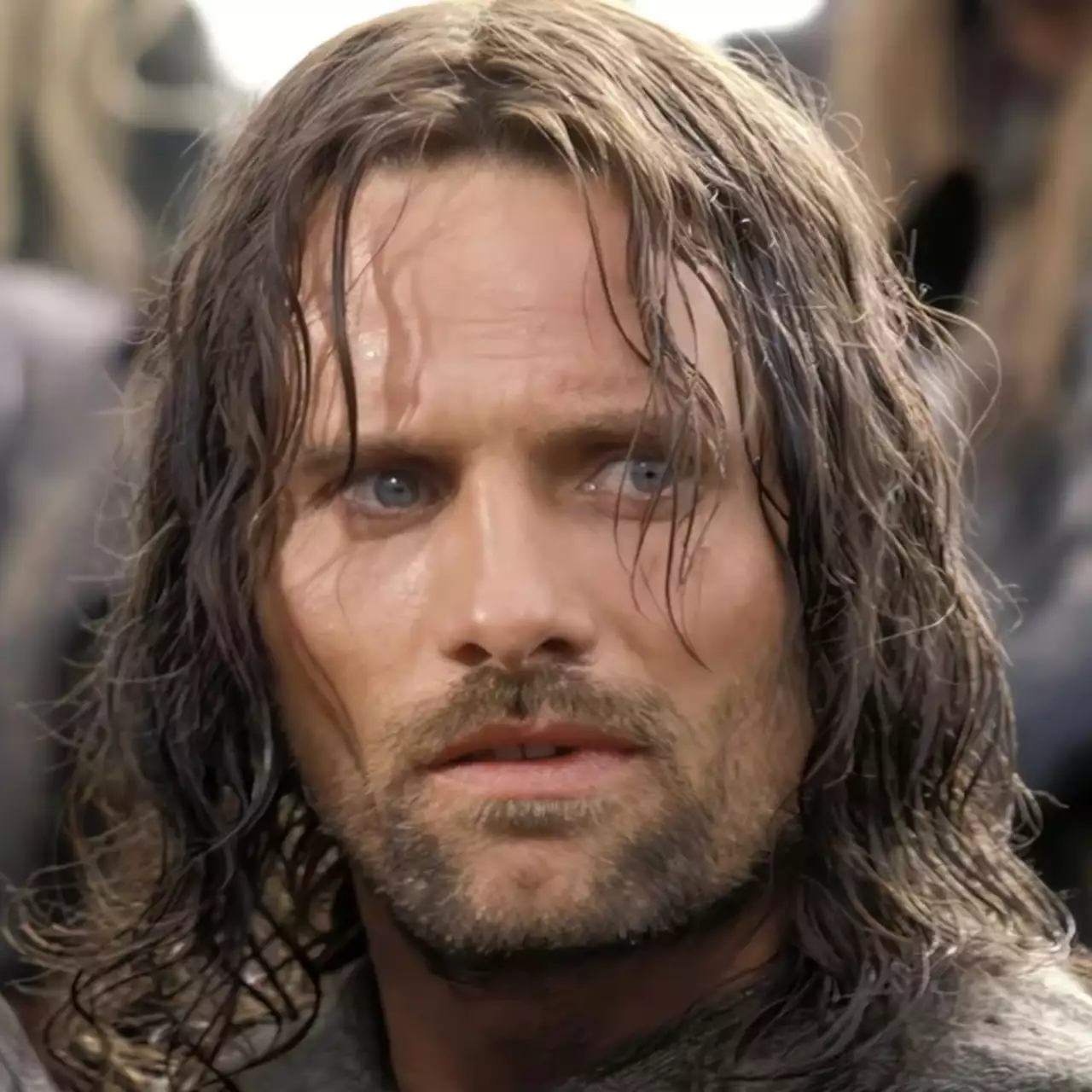 Viggo Mortensen in Talks to Return as Aragorn in New Lord of the Rings Viggo Mortensen in Talks to Return as Aragorn in New Lord of the Rings