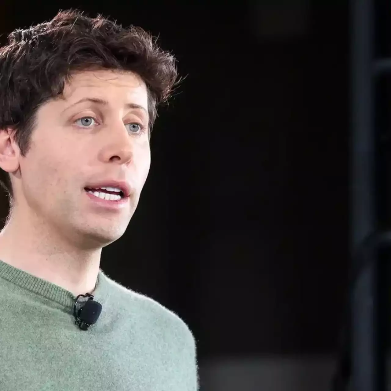 Saudara perempuan CEO OpenAI Sam Altman menuduh saudaranya melakukan penyalahgunaan seksual