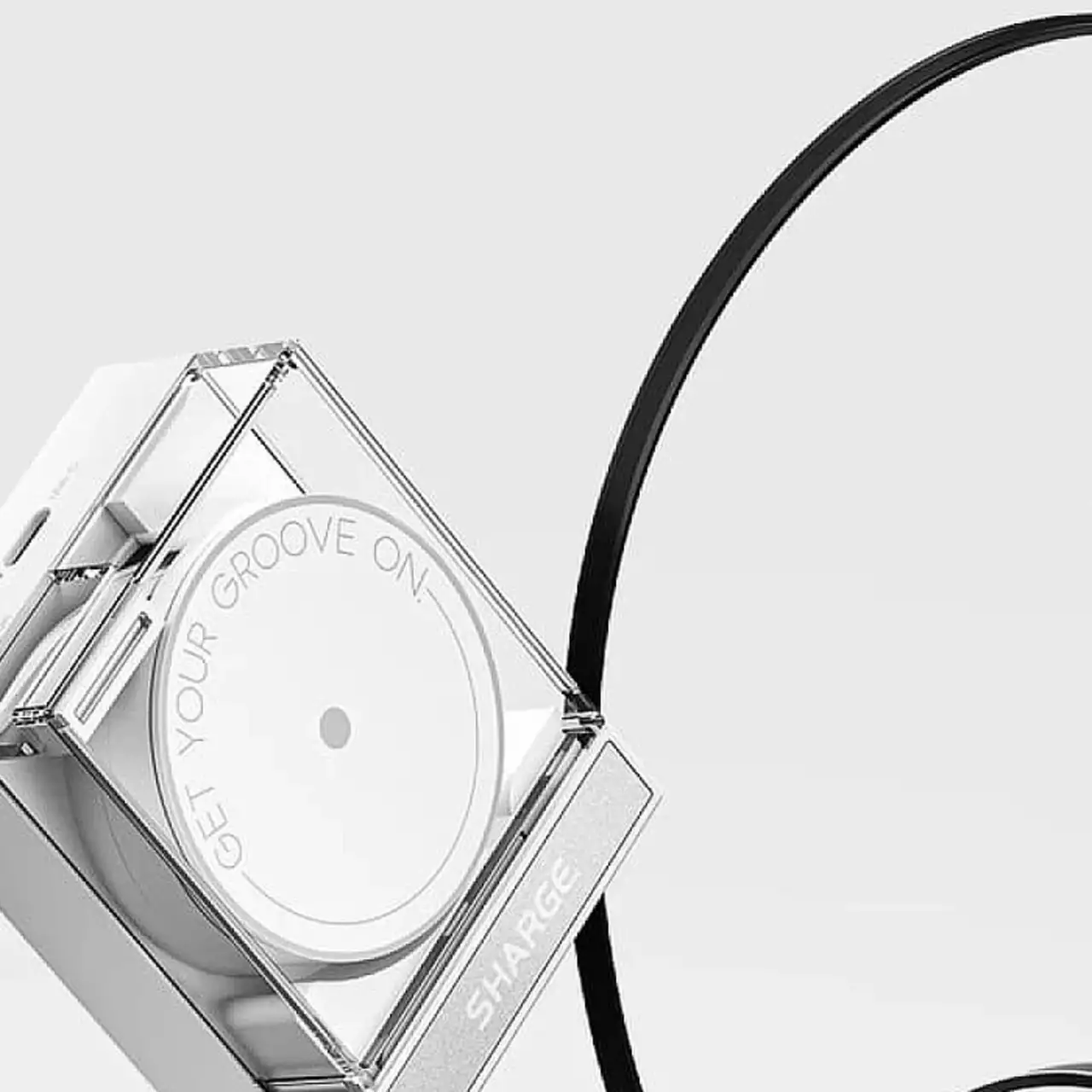 Katlanabilir tasarıma sahip orijinal bir şarj cihazı tanıtıldı