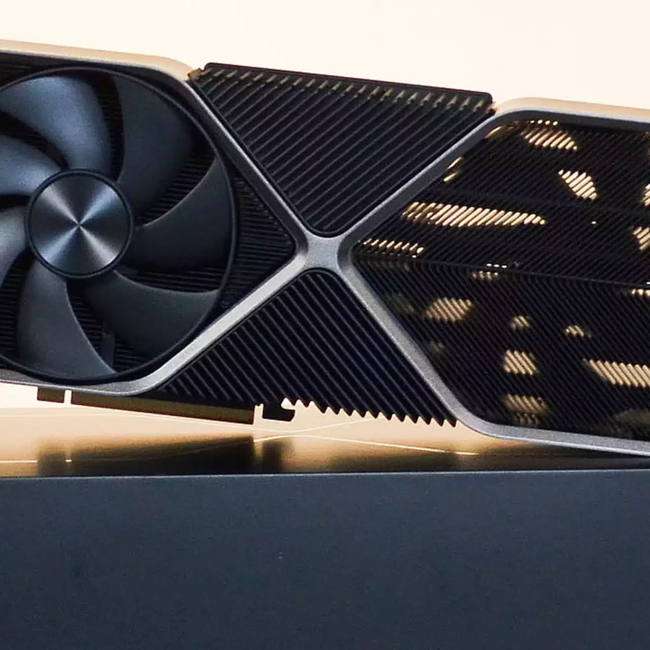GeForce RTX 5080 з'явиться в Росії 30 січня, однак вистачить не всім
