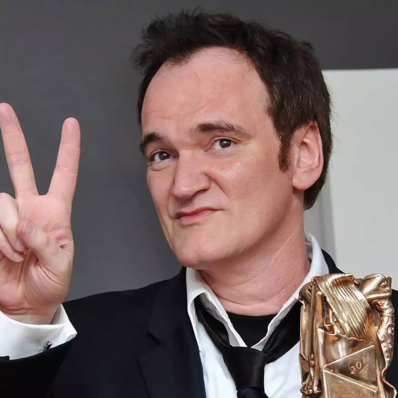 Квентін Тарантіно заявив, що поки не поспішає знімати свій останній фільм. Режисер зайнятий іншим проектом