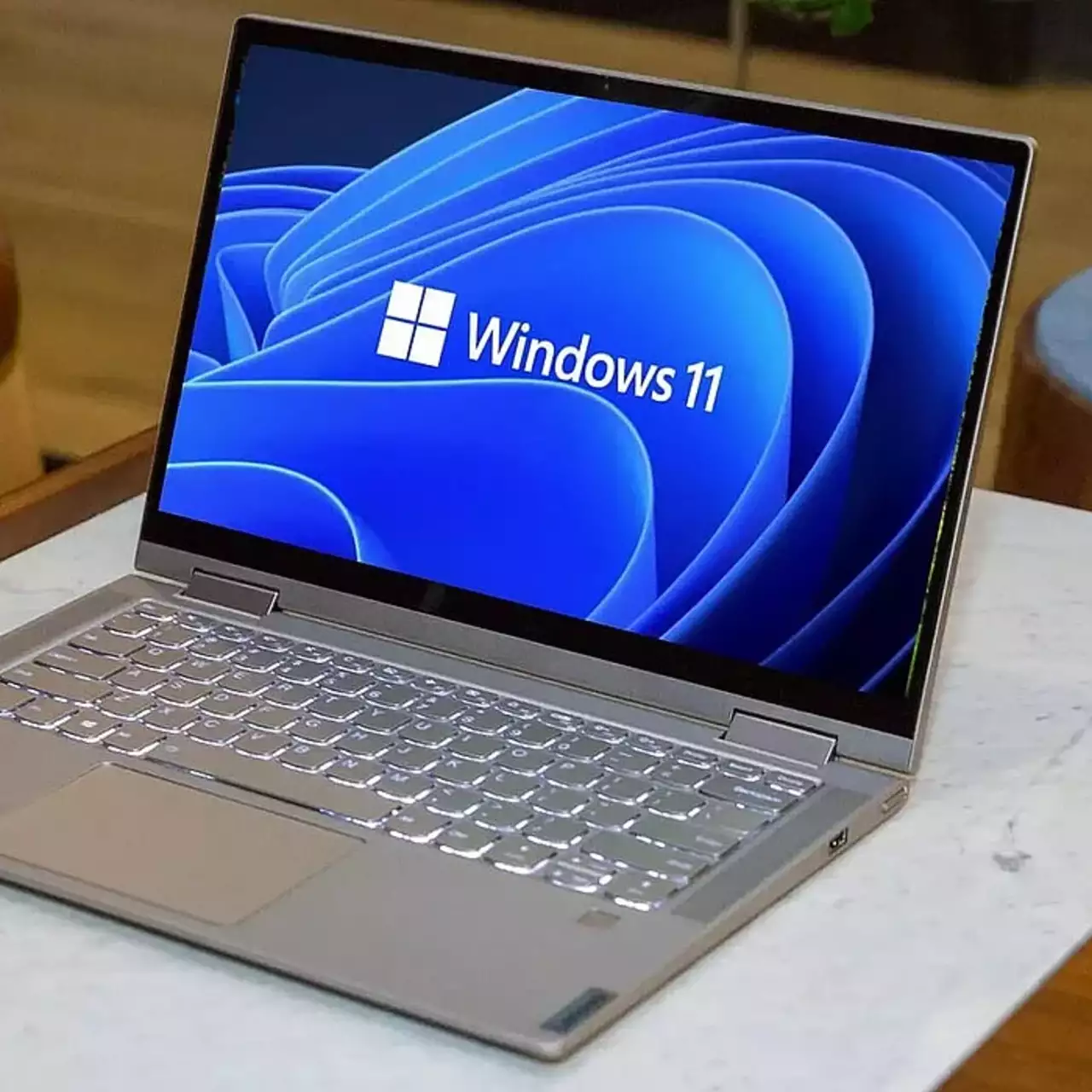 Windows 11 bije rekordy, osiągając najwyższy w historii udział w rynku