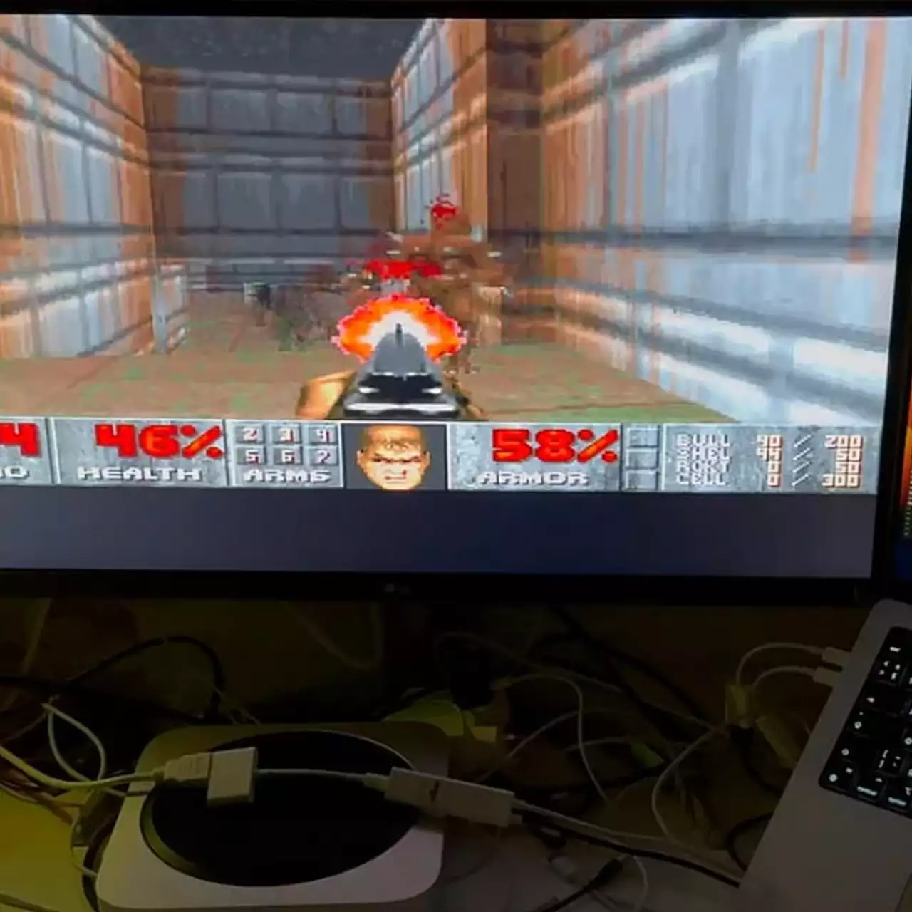 Apple HDMI Adaptörü Üzerinde DOOM Oynayabileceğiniz Ortaya Çıktı