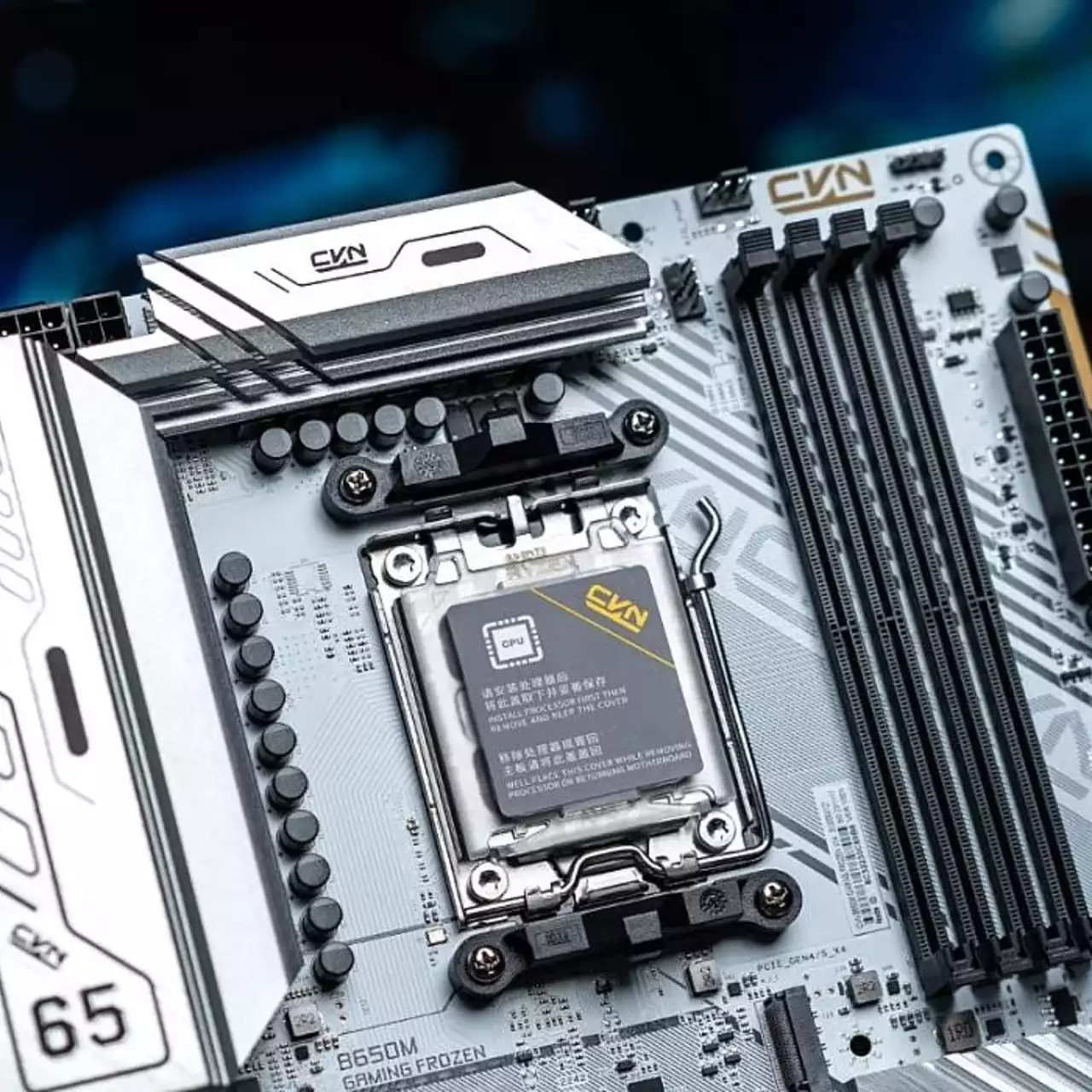 Colorful представила материнську плату X870 з системою швидкого вилучення відеокарт Colorful представила материнську плату X870 з системою швидкого вилучення відеокарт