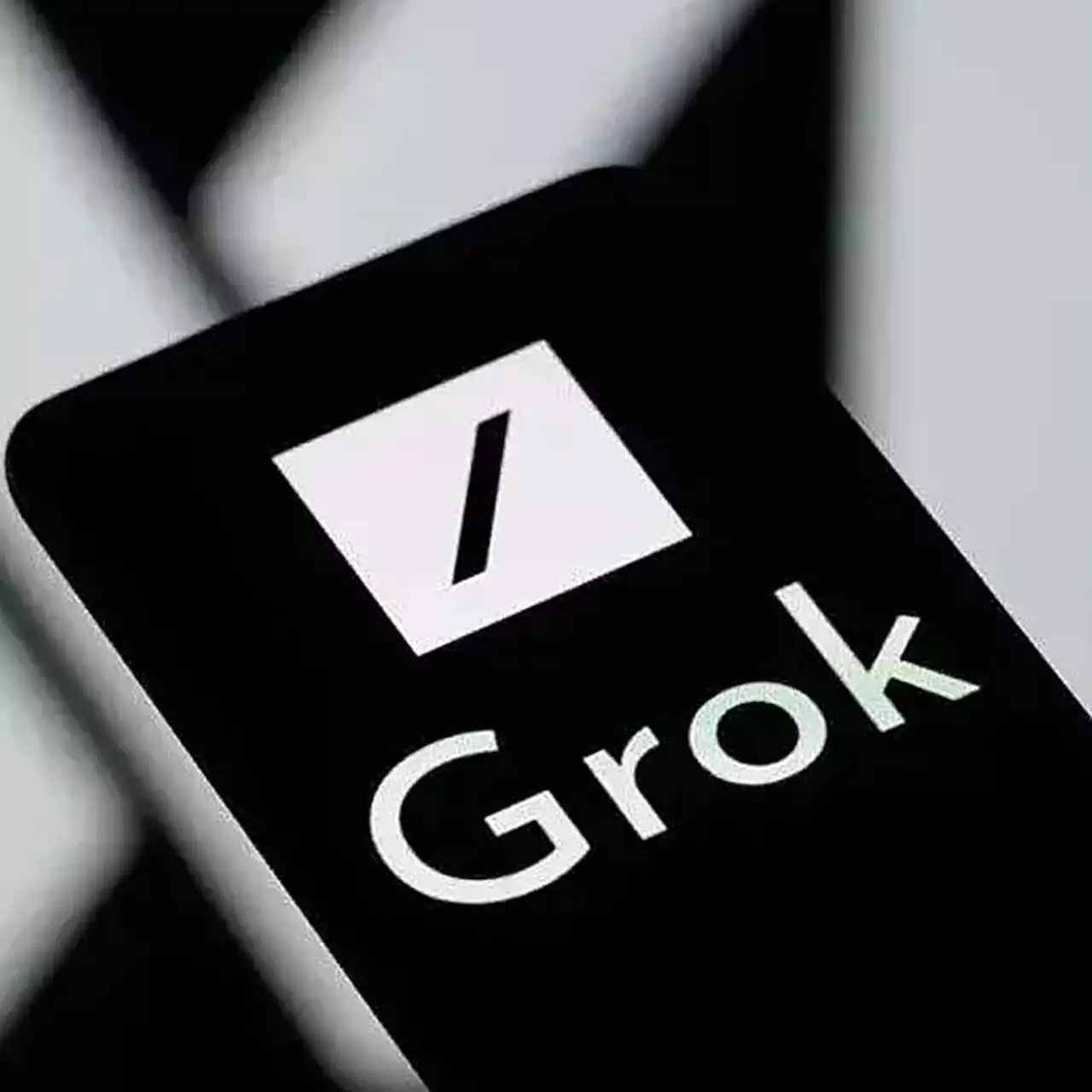 Ілон Маск анонсував Grok 3 — чат-бот, який «лякаюче розумний» Ілон Маск анонсував Grok 3 — чат-бот, який «лякаюче розумний»
