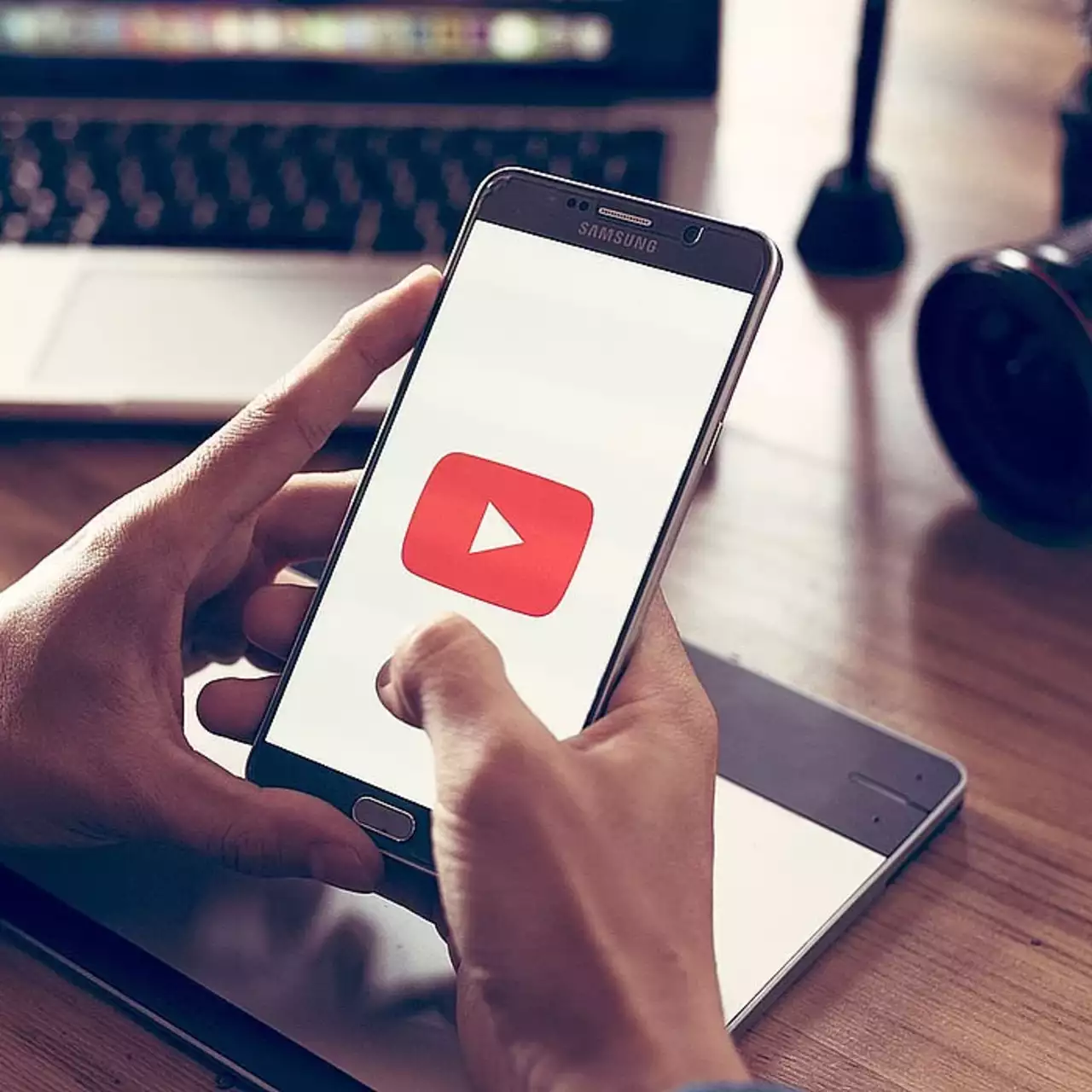 YouTube запускає ІІ-генератор відео для Shorts