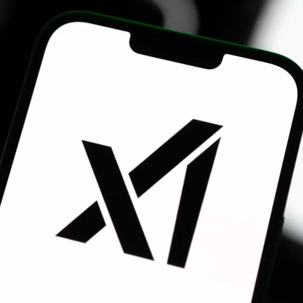 Демо «лякаюче розумного» чат-бота Grok 3 від Ілона Маска запустять на наступному тижні