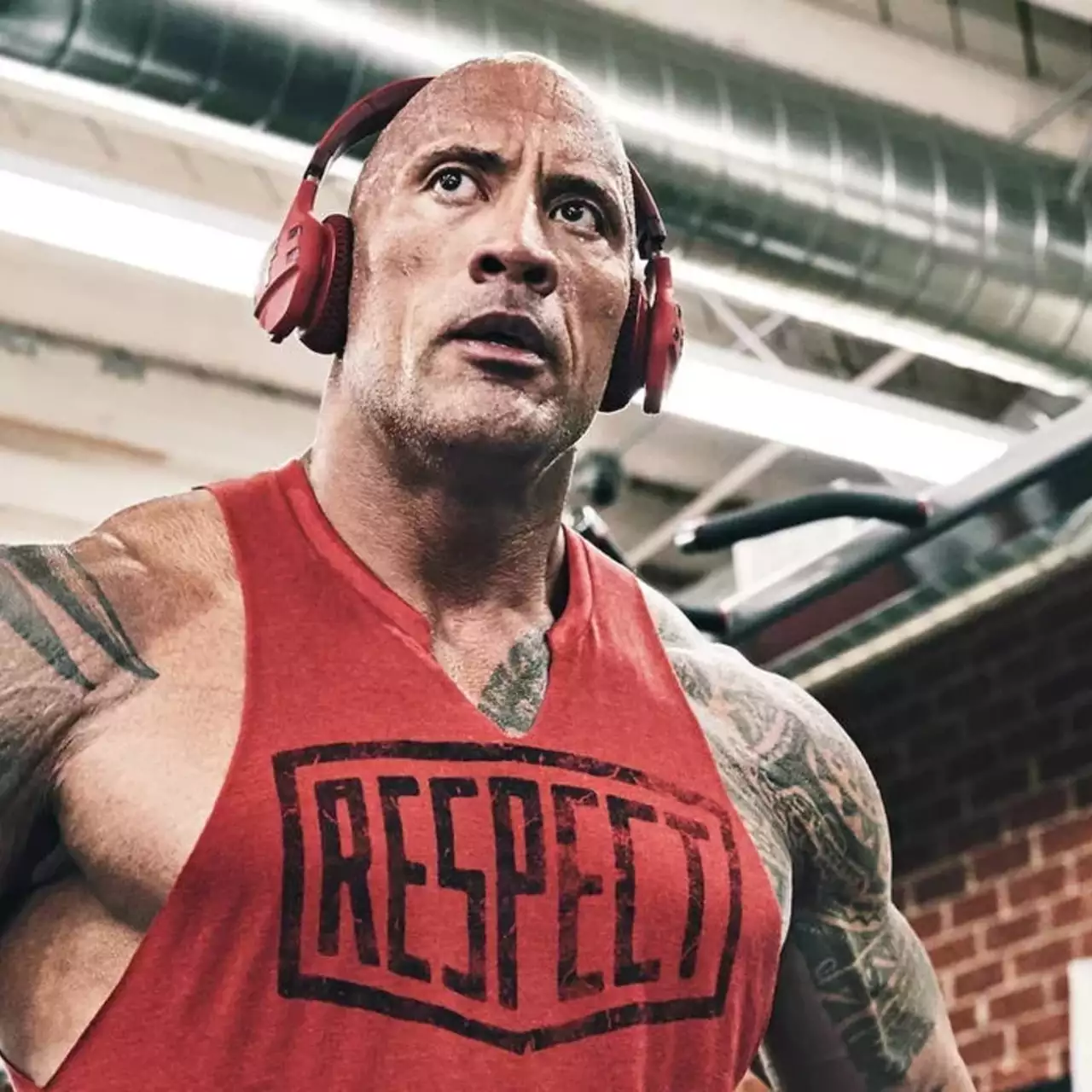 Dwayne Johnson, Leonardo DiCaprio e Emily Blunt estrelam o novo filme de máfia de Martin Scorsese