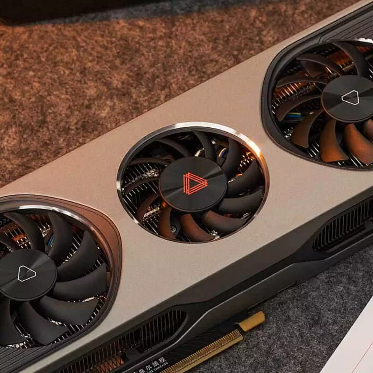 Chińskie GPU zbliżają się do AMD i NVIDIA