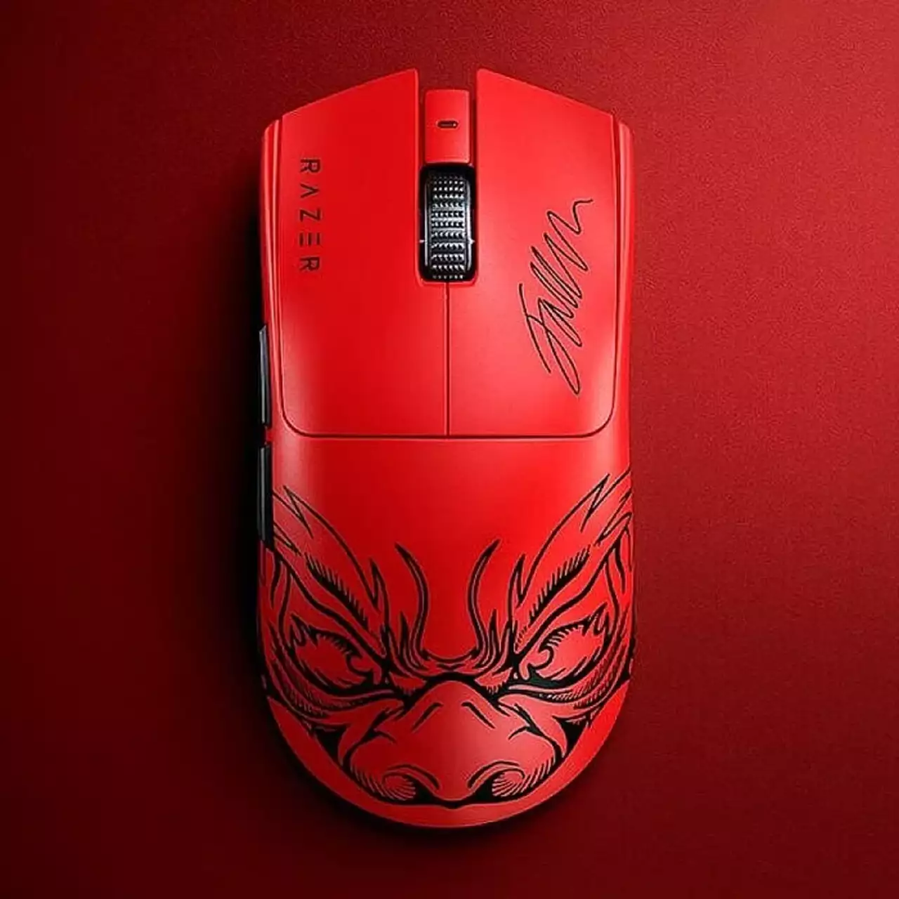 Razer, e-spor profesyonelleri için Viper V3 Pro Faker Edition faresini tanıttı