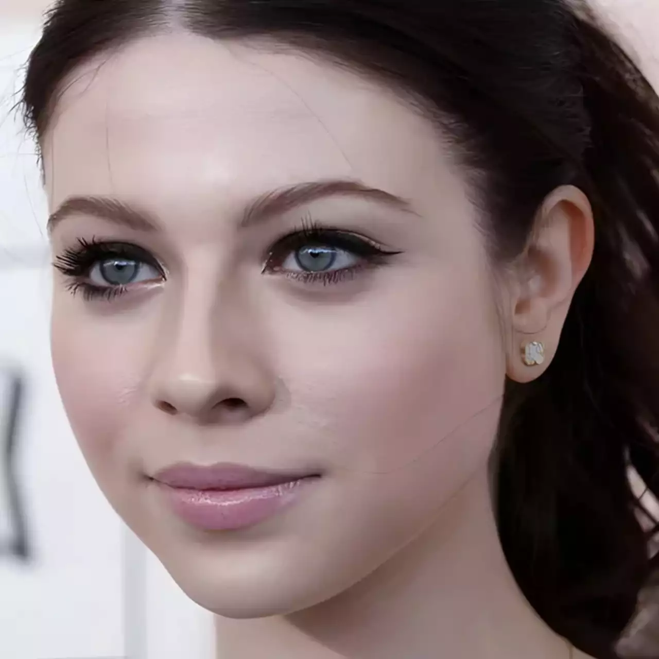 Michelle Trachtenberg, Buffy ve EuroTrip ile tanınan aktris, 39 yaşında hayatını kaybetti.