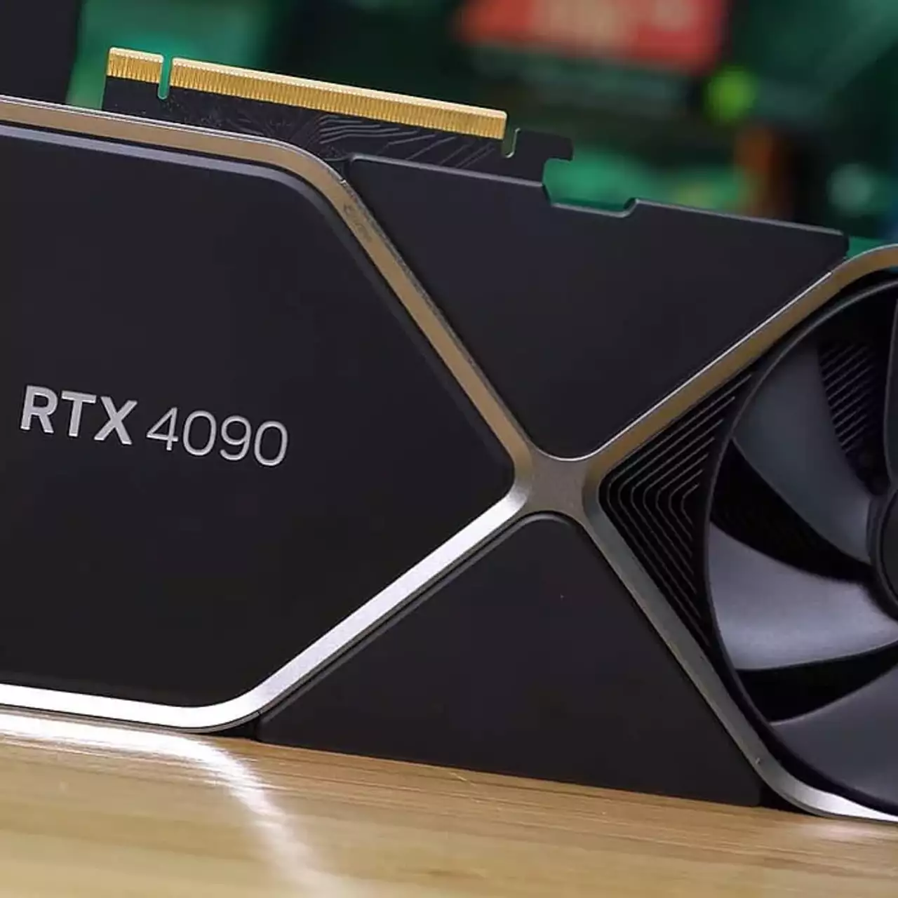 NVIDIA está probando una RTX 4090 con cuatro veces la memoria del modelo estándar NVIDIA está probando una RTX 4090 con cuatro veces la memoria del modelo estándar