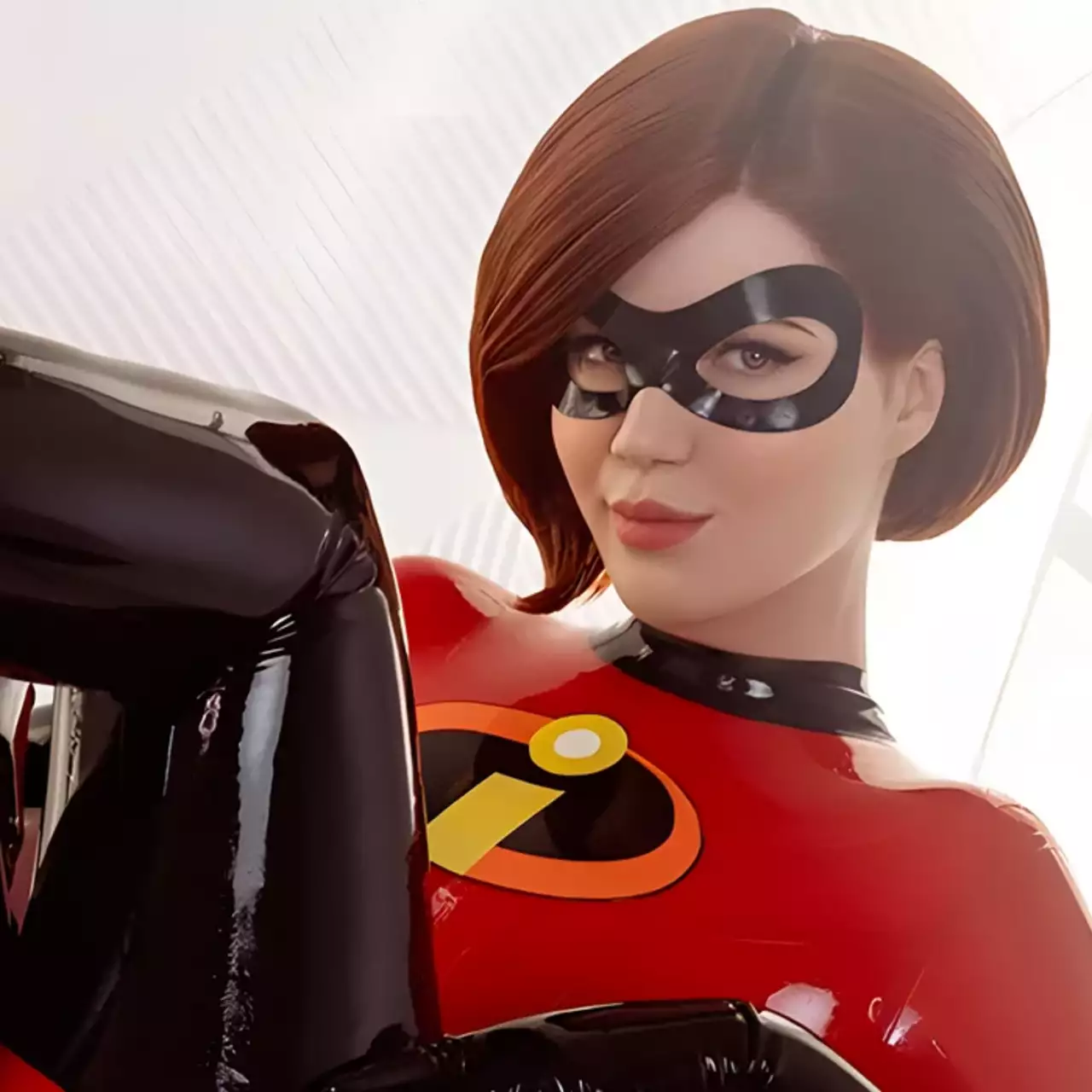 Eromodel Lada Lumos Stuns in Sizzling Latex Elastigirl Cosplay Eromodel Lada Lumos Stuns in Sizzling Latex Elastigirl Cosplay