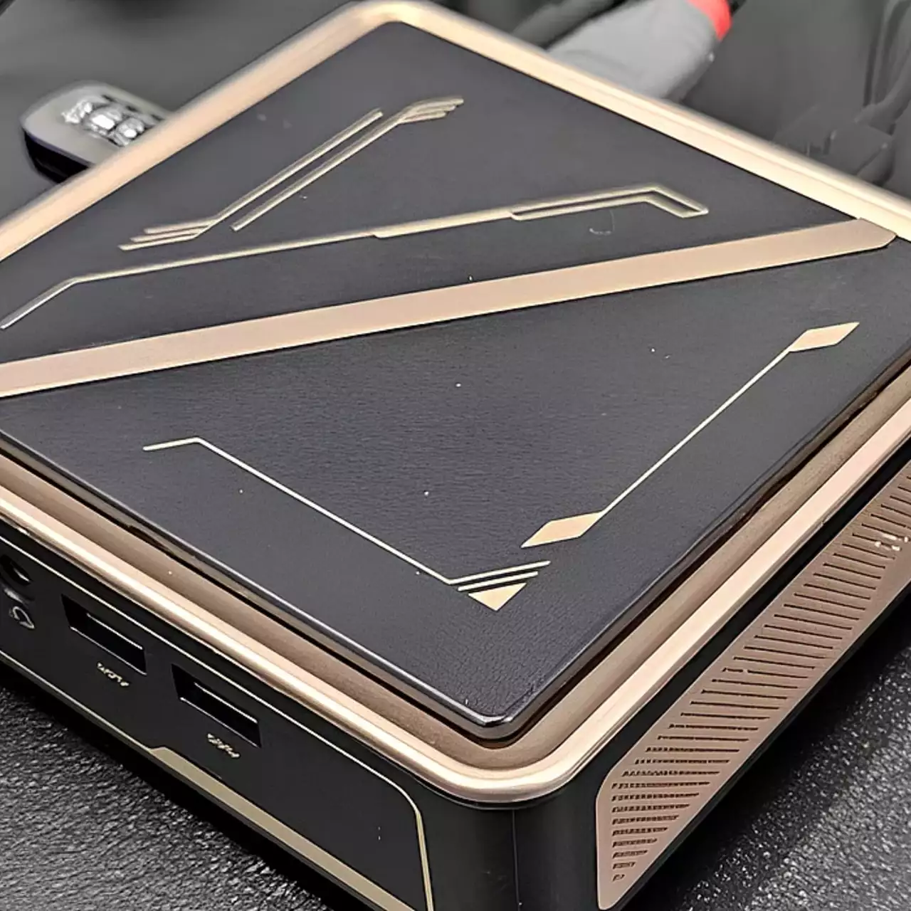 Sapphire akan meluncurkan mini-PC dengan AMD Ryzen AI dan kemampuan upgrade secara langsung Sapphire akan meluncurkan mini-PC dengan AMD Ryzen AI dan kemampuan upgrade secara langsung