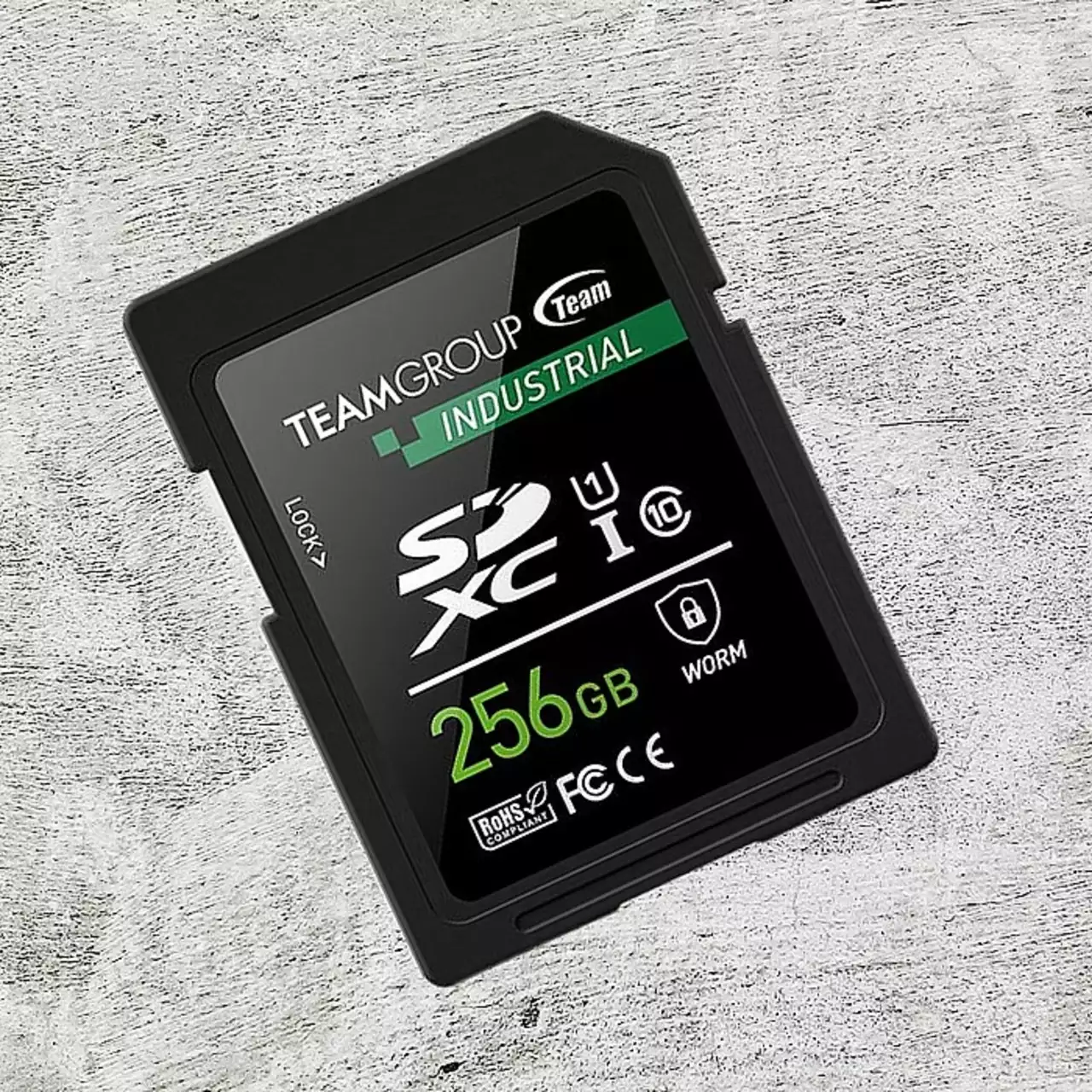 TeamGroup Unveils SD Card with Immutable Data Capability