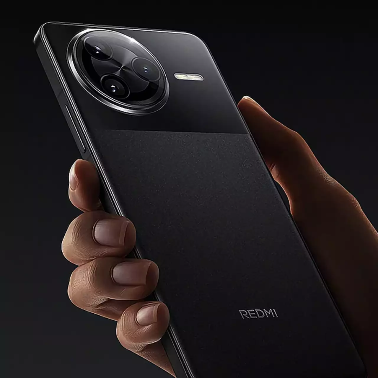 Китайські ентузіасти перетворили Redmi K80 Pro на портативного ігрового монстра Китайські ентузіасти перетворили Redmi K80 Pro на портативного ігрового монстра