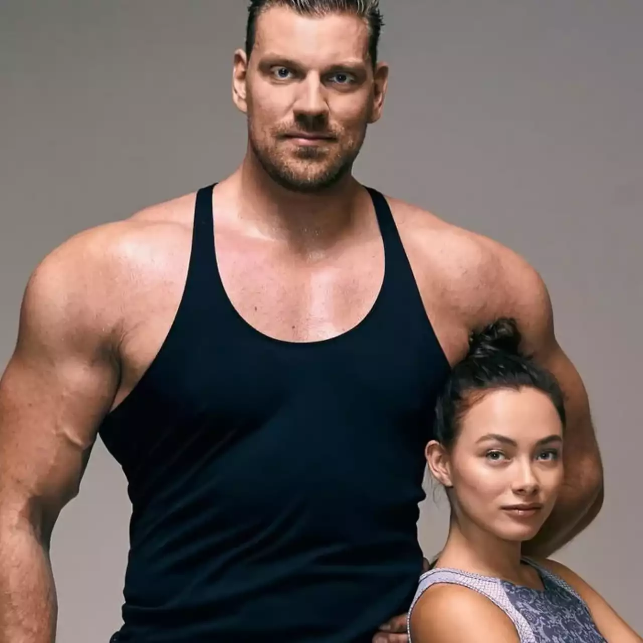 «有一个比克拉托斯更伟大的神» — 7英尺2英寸的《猎手》明星揭示了他在亚马逊《战神》系列中的梦想角色 «有一个比克拉托斯更伟大的神» — 7英尺2英寸的《猎手》明星揭示了他在亚马逊《战神》系列中的梦想角色