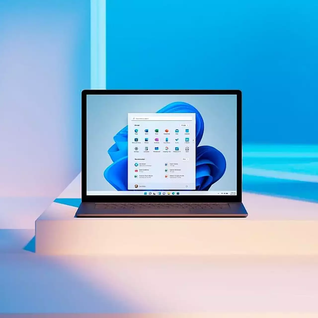 Windows 11 创下纪录，但 Windows 10 坚守阵地