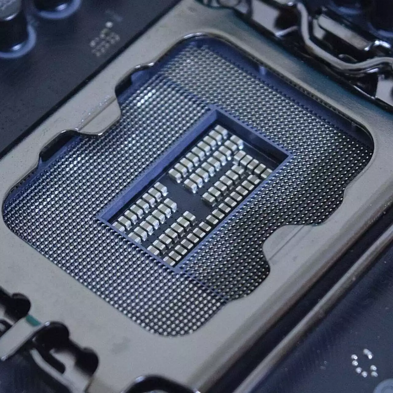 Intel cambiará a un nuevo zócalo de CPU en 2026