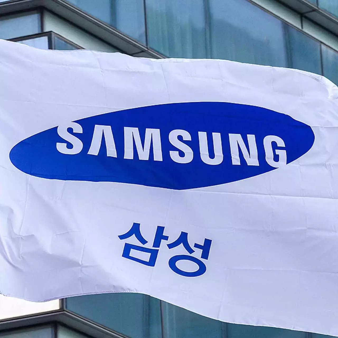 三星告别DDR4时代：中国挑战者瞄准市场转变