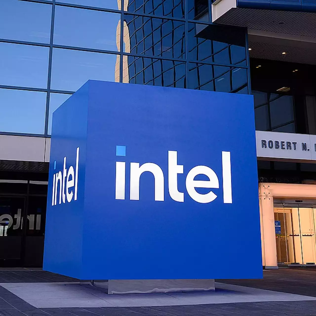 Intel Está Prestes a Passar por Cortes Significativos na Força de Trabalho