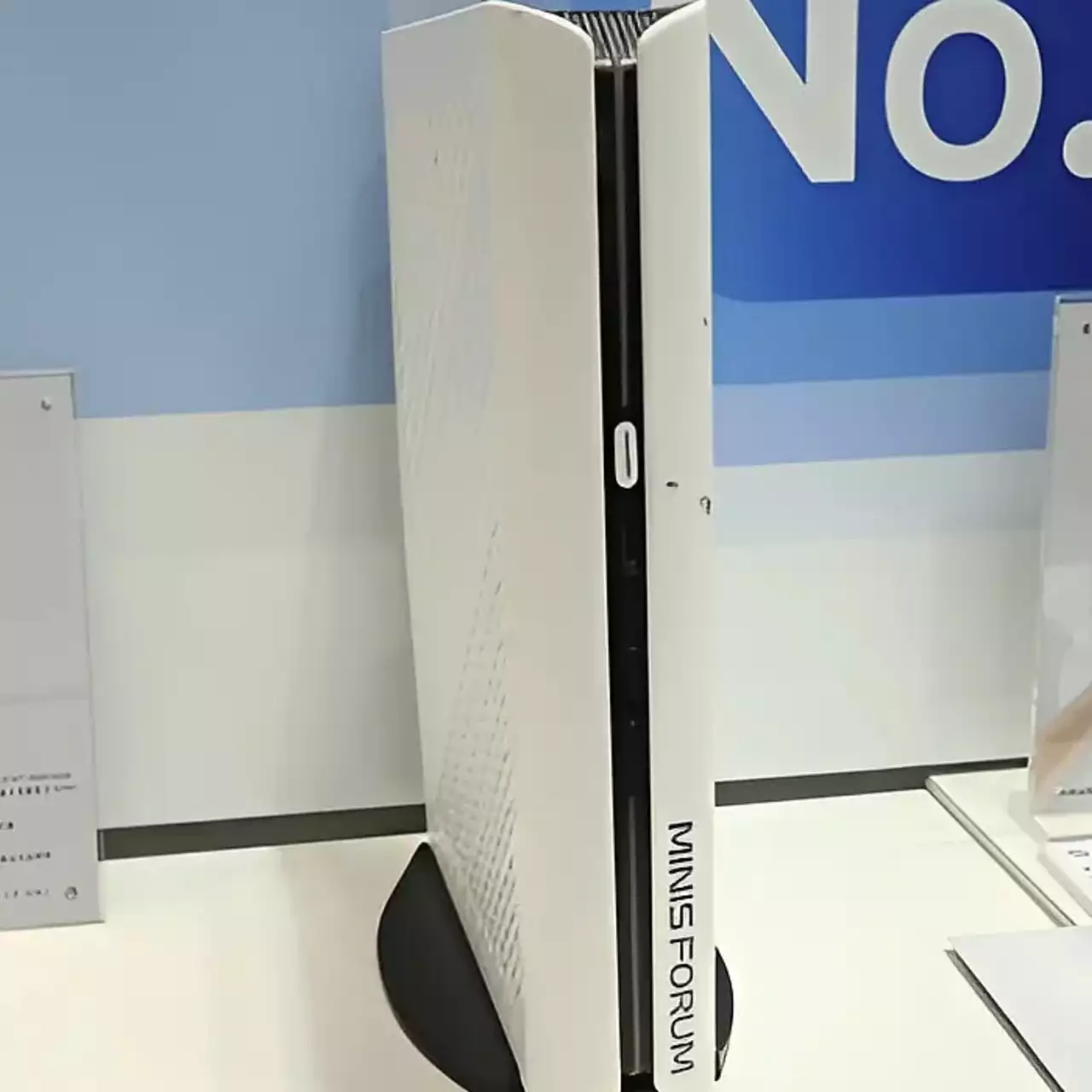 Представлено Minisforum G1 Pro: ігрова консоль для тих, хто віддає перевагу PC