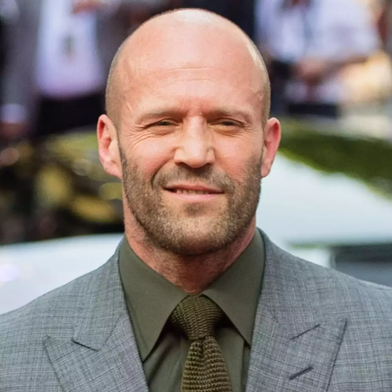Seniman Membayangkan Film 'One Punch Man' Aksi Langsung dengan Jason Statham sebagai Saitama Seniman Membayangkan Film 'One Punch Man' Aksi Langsung dengan Jason Statham sebagai Saitama