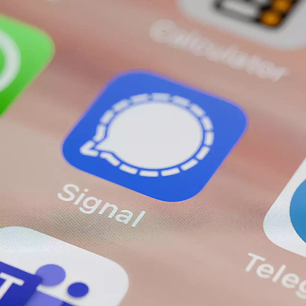 Signal визнано найбезпечнішим месенджером, а Telegram вибув з топ-5
